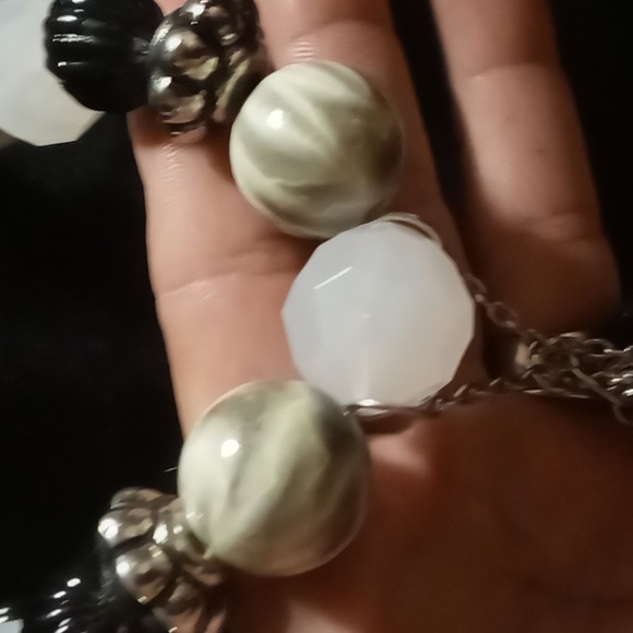 Chunky collar tassel necklace beaded chain tassel statement necklace 22+2 in. - Picture 7 of 8